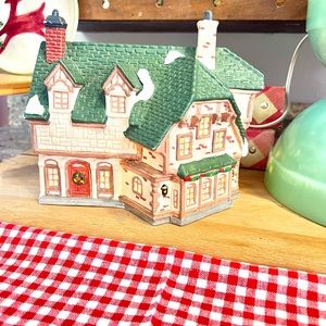 Dickens Keepsake light up house 1994 cottage holiday decor Christmas village